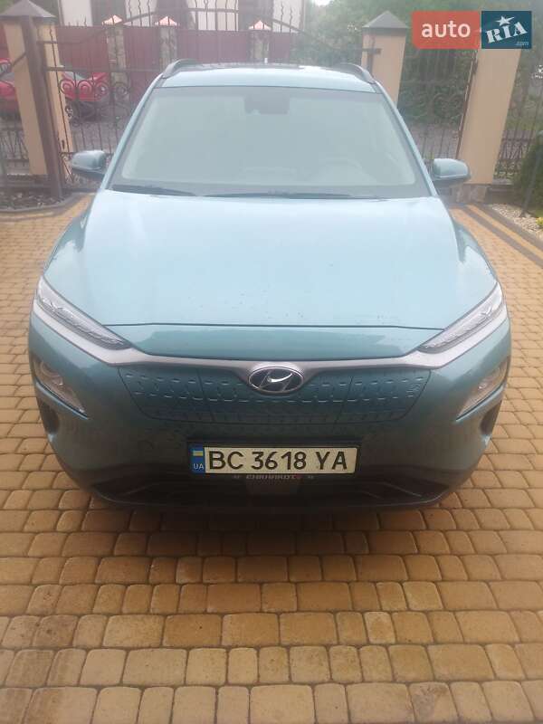 Позашляховик / Кросовер Hyundai Kona 2020 в Львові
