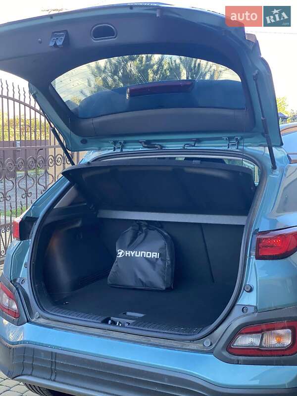 Позашляховик / Кросовер Hyundai Kona 2020 в Львові