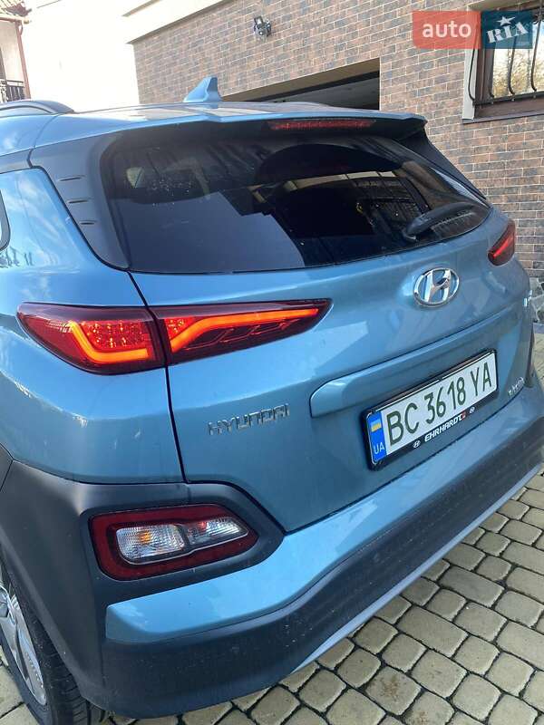 Позашляховик / Кросовер Hyundai Kona 2020 в Львові