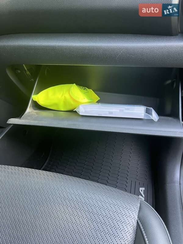 Позашляховик / Кросовер Hyundai Kona 2019 в Луцьку