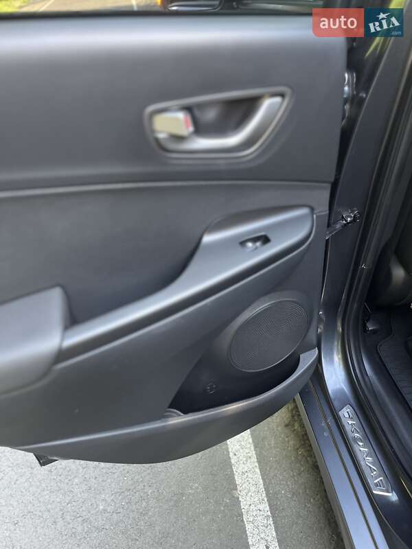 Позашляховик / Кросовер Hyundai Kona 2019 в Луцьку