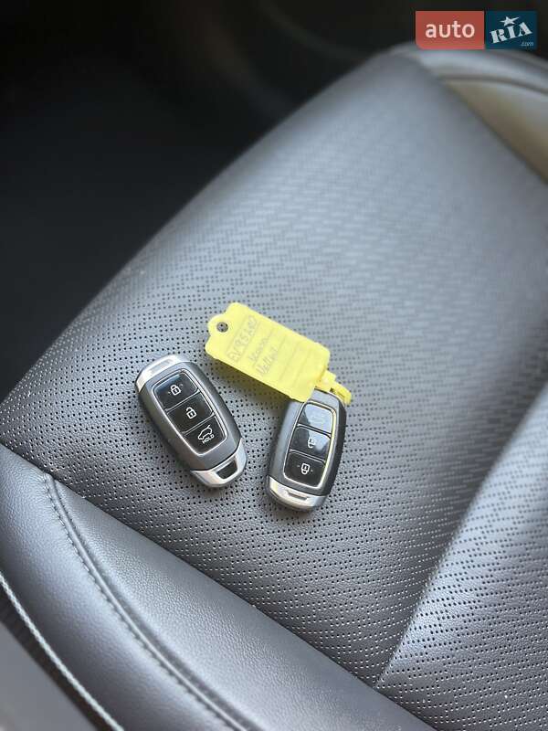 Позашляховик / Кросовер Hyundai Kona 2019 в Луцьку