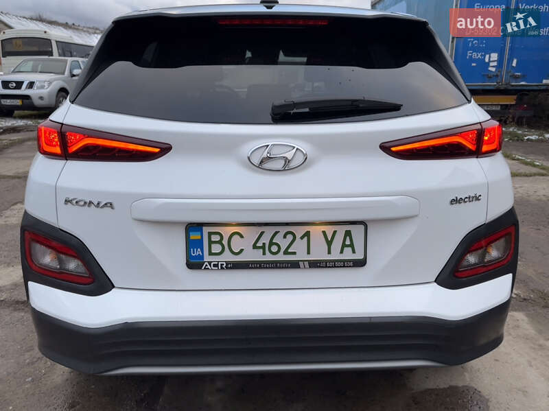 Внедорожник / Кроссовер Hyundai Kona 2021 в Львове