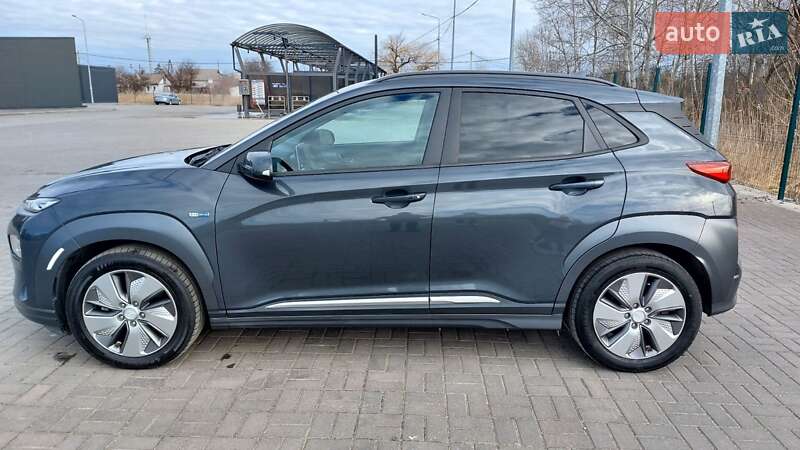 Внедорожник / Кроссовер Hyundai Kona 2019 в Днепре