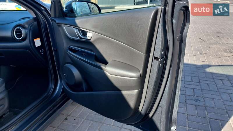 Внедорожник / Кроссовер Hyundai Kona 2019 в Днепре