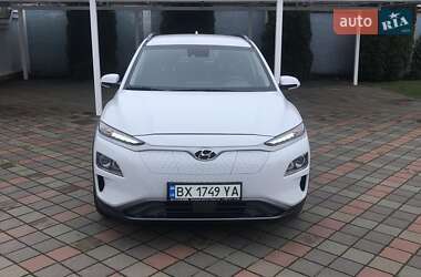 Внедорожник / Кроссовер Hyundai Kona 2019 в Хмельницком