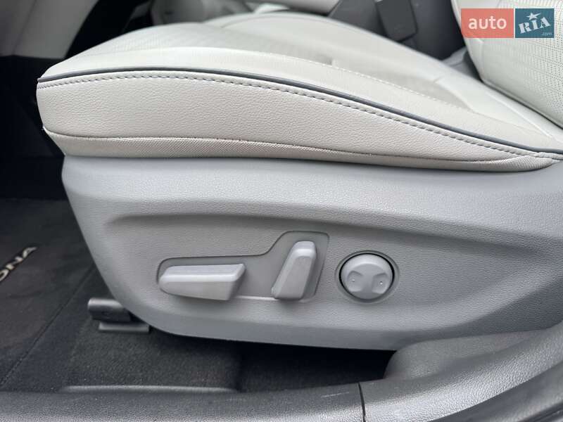 Внедорожник / Кроссовер Hyundai Kona 2020 в Львове