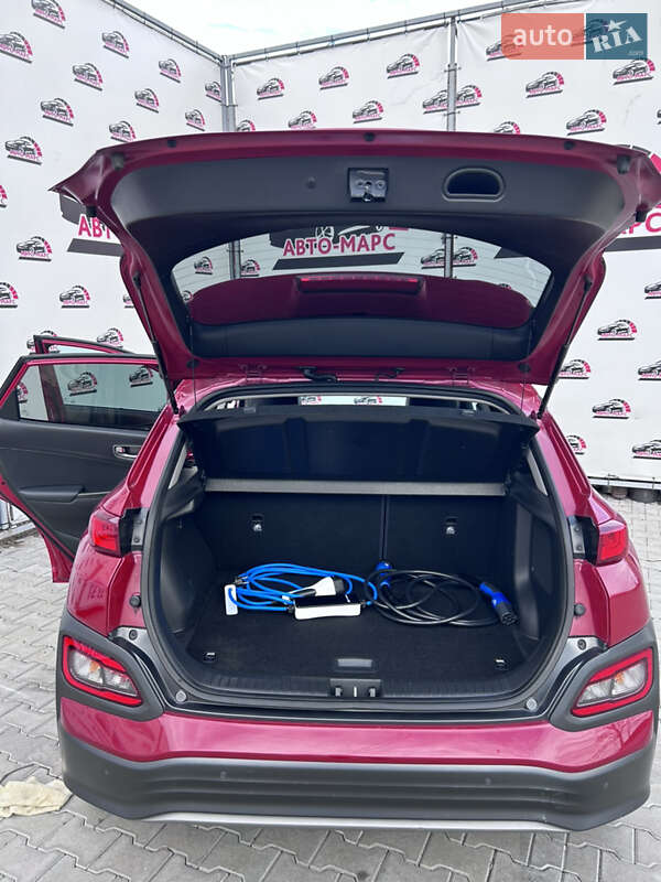 Внедорожник / Кроссовер Hyundai Kona 2019 в Черновцах