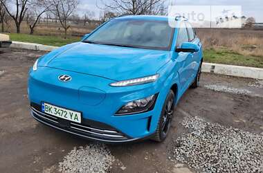 Внедорожник / Кроссовер Hyundai Kona 2023 в Ровно