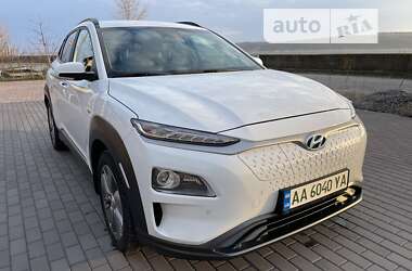 Внедорожник / Кроссовер Hyundai Kona 2020 в Киеве