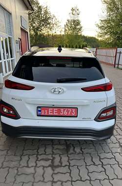 Внедорожник / Кроссовер Hyundai Kona 2019 в Нововолынске