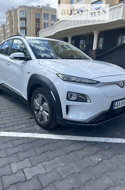 Позашляховик / Кросовер Hyundai Kona 2018 в Києві