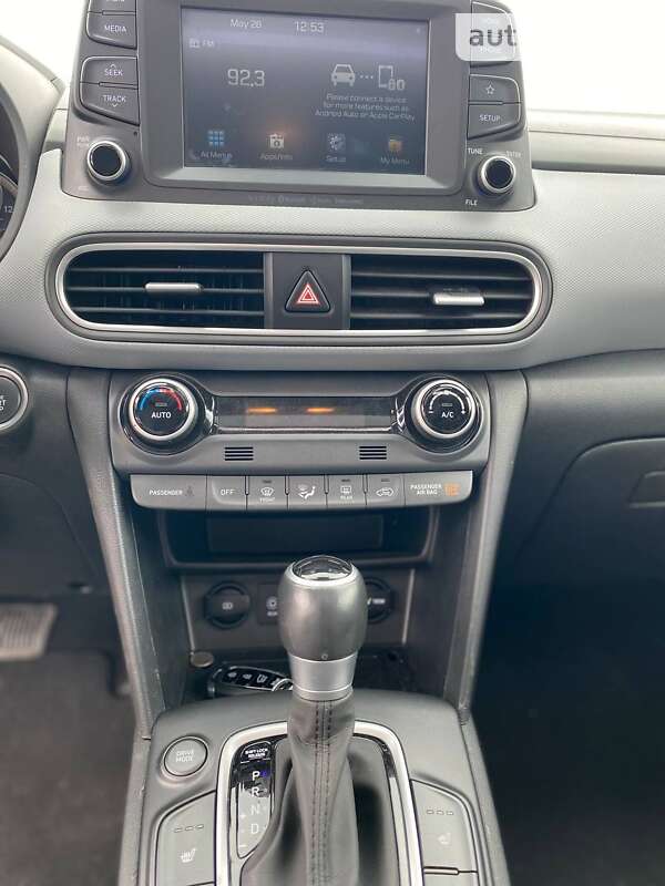 Внедорожник / Кроссовер Hyundai Kona 2020 в Киеве