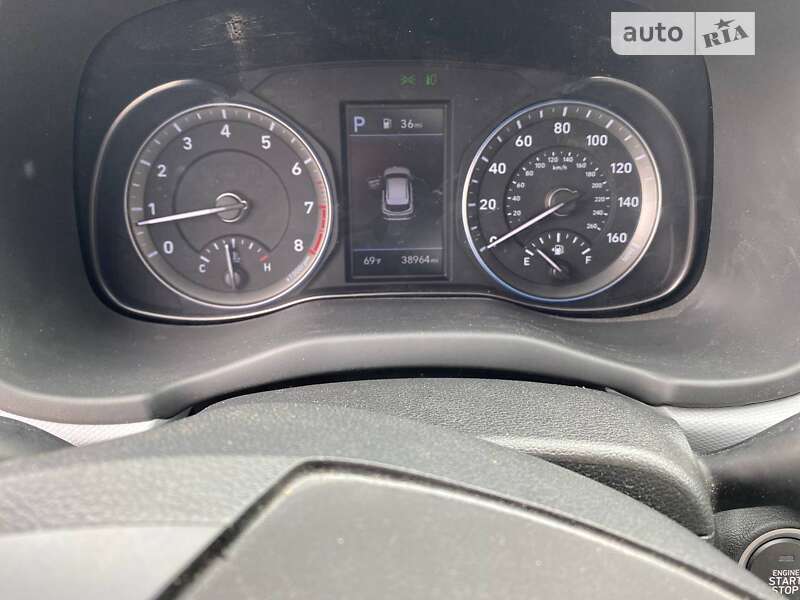 Внедорожник / Кроссовер Hyundai Kona 2020 в Киеве