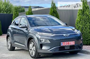 Внедорожник / Кроссовер Hyundai Kona 2018 в Тернополе