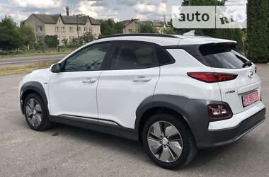 Внедорожник / Кроссовер Hyundai Kona 2018 в Дубно