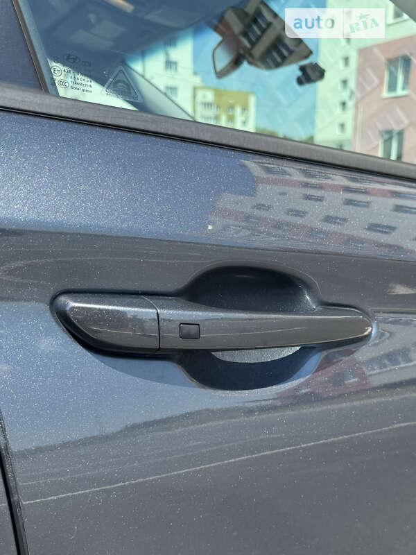 Внедорожник / Кроссовер Hyundai Kona 2018 в Виннице