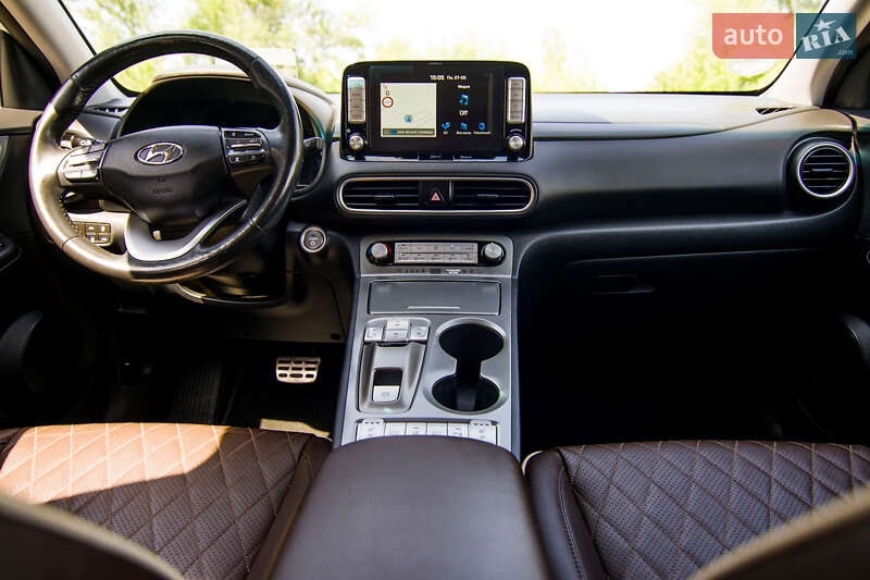 Внедорожник / Кроссовер Hyundai Kona 2018 в Нововолынске