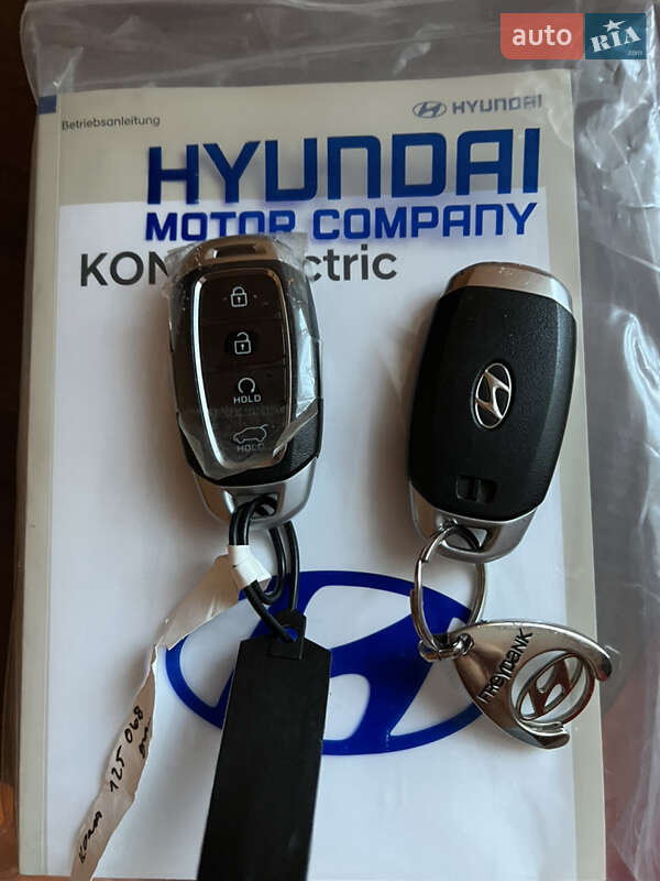 Внедорожник / Кроссовер Hyundai Kona 2021 в Ровно