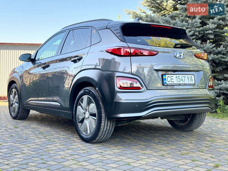 Позашляховик / Кросовер Hyundai Kona 2019 в Чернівцях