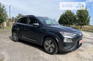 Внедорожник / Кроссовер Hyundai Kona 2018 в Ровно