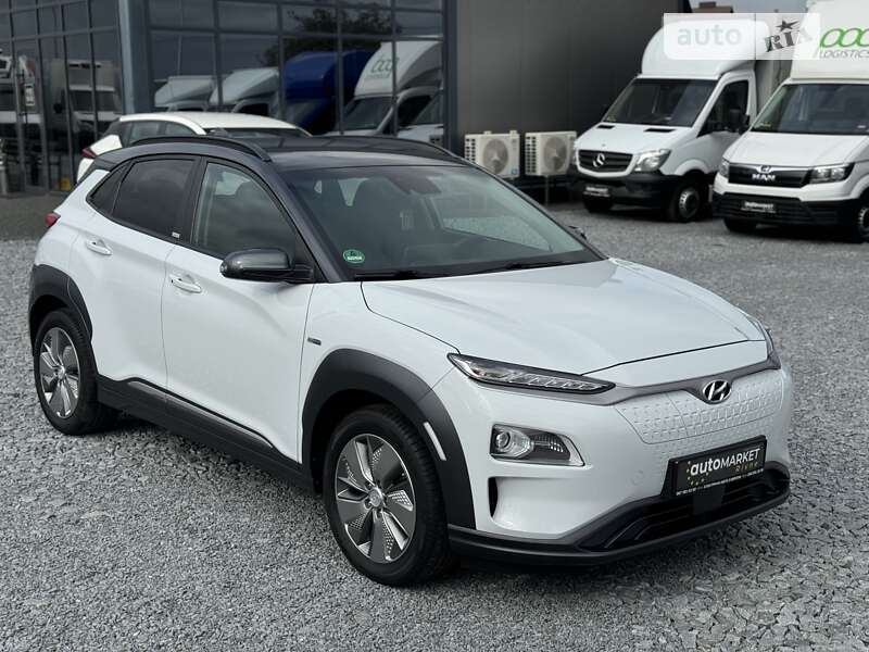 Внедорожник / Кроссовер Hyundai Kona 2020 в Ровно