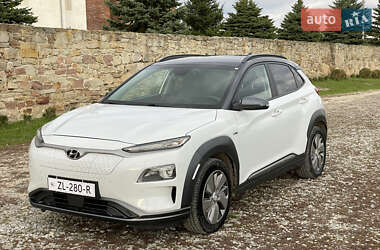 Внедорожник / Кроссовер Hyundai Kona 2019 в Тернополе