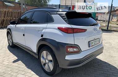 Внедорожник / Кроссовер Hyundai Kona 2020 в Киеве