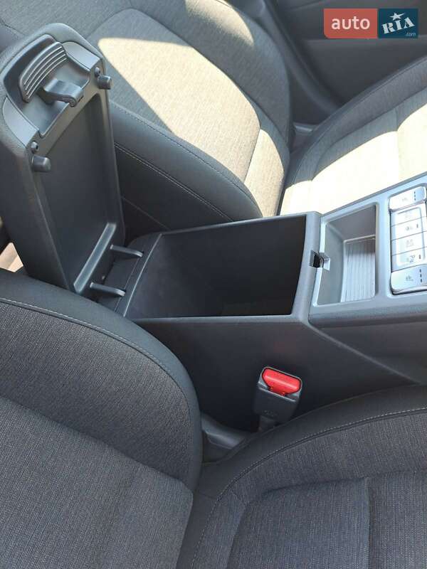 Внедорожник / Кроссовер Hyundai Kona 2020 в Ровно