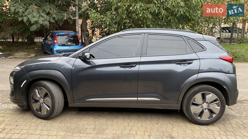 Внедорожник / Кроссовер Hyundai Kona 2019 в Одессе