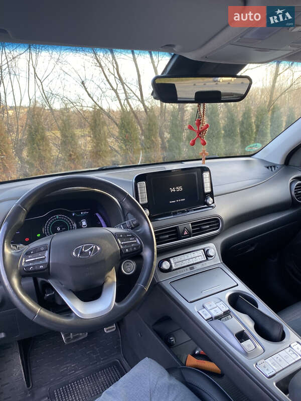 Внедорожник / Кроссовер Hyundai Kona 2018 в Тернополе