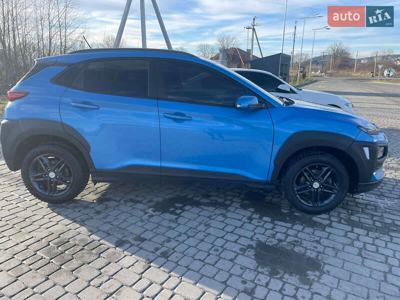 Позашляховик / Кросовер Hyundai Kona 2018 в Львові