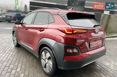 Внедорожник / Кроссовер Hyundai Kona 2019 в Львове