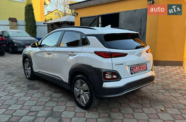 Внедорожник / Кроссовер Hyundai Kona 2020 в Ровно