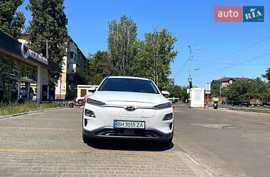 Позашляховик / Кросовер Hyundai Kona 2019 в Львові