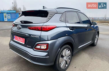 Внедорожник / Кроссовер Hyundai Kona 2019 в Кривом Роге