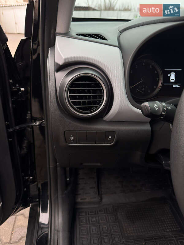 Внедорожник / Кроссовер Hyundai Kona 2018 в Виннице