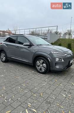 Позашляховик / Кросовер Hyundai Kona 2018 в Львові