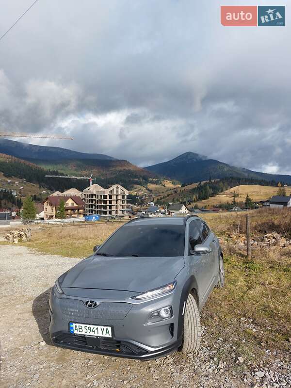Внедорожник / Кроссовер Hyundai Kona 2019 в 