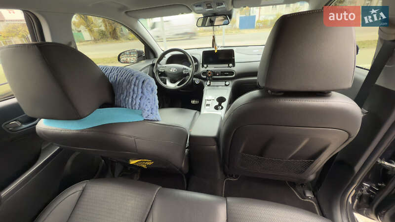 Внедорожник / Кроссовер Hyundai Kona 2020 в Александрие