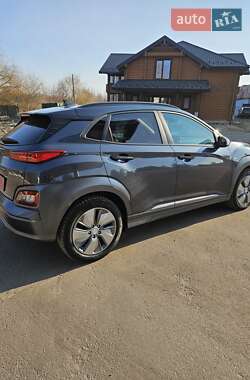 Внедорожник / Кроссовер Hyundai Kona 2019 в Дубно