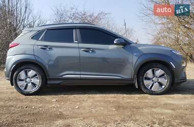 Внедорожник / Кроссовер Hyundai Kona 2020 в Тернополе