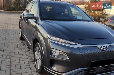 Внедорожник / Кроссовер Hyundai Kona 2019 в Киеве