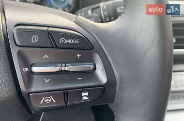 Позашляховик / Кросовер Hyundai Kona 2023 в 