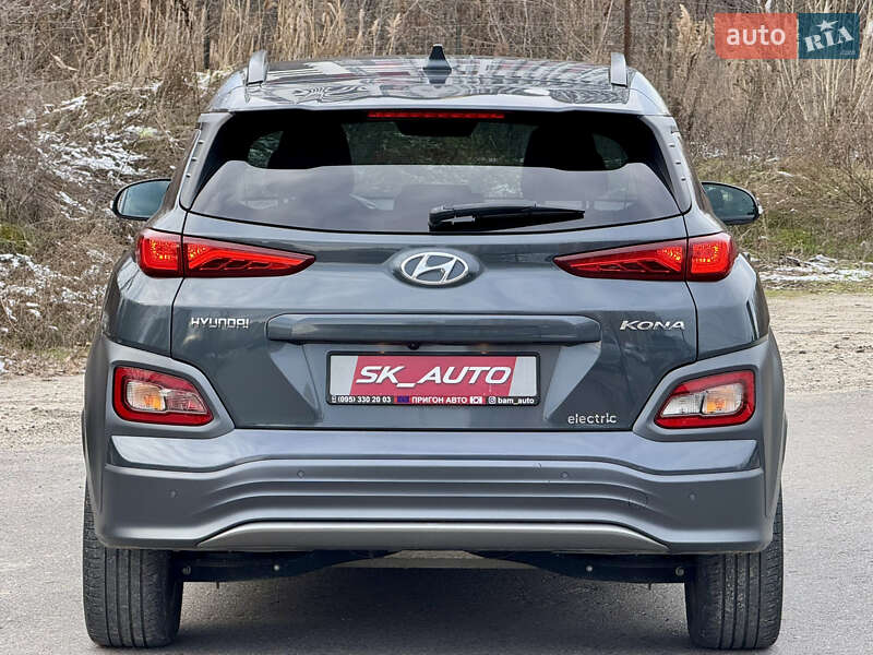 Внедорожник / Кроссовер Hyundai Kona 2021 в Киеве