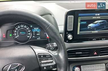 Внедорожник / Кроссовер Hyundai Kona 2019 в 