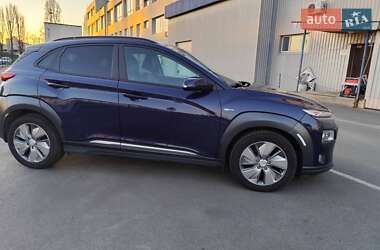 Позашляховик / Кросовер Hyundai Kona 2020 в 