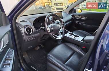 Позашляховик / Кросовер Hyundai Kona 2020 в 