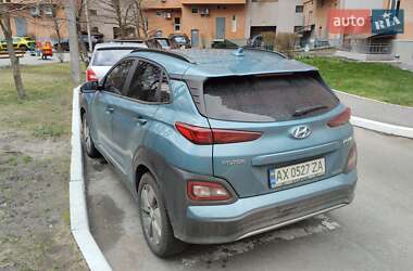 Внедорожник / Кроссовер Hyundai Kona 2020 в 