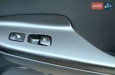 Внедорожник / Кроссовер Hyundai Kona 2020 в 
